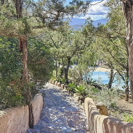 Casa Blue Cala Rossa With Pool Lecci